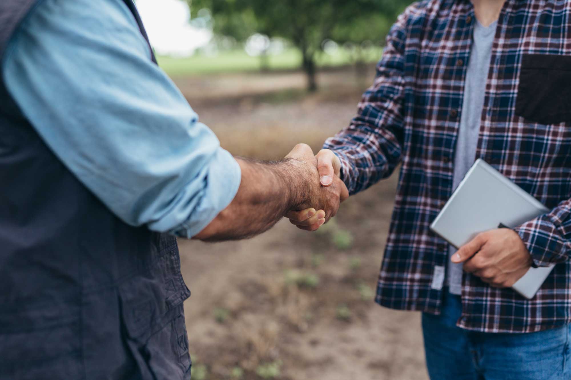 close-up-of-farmers-handshake-outdoor